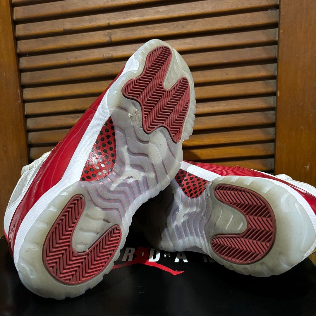 Sepatu Basket Nike Air Jordan 11 Retro Cherry Red Original