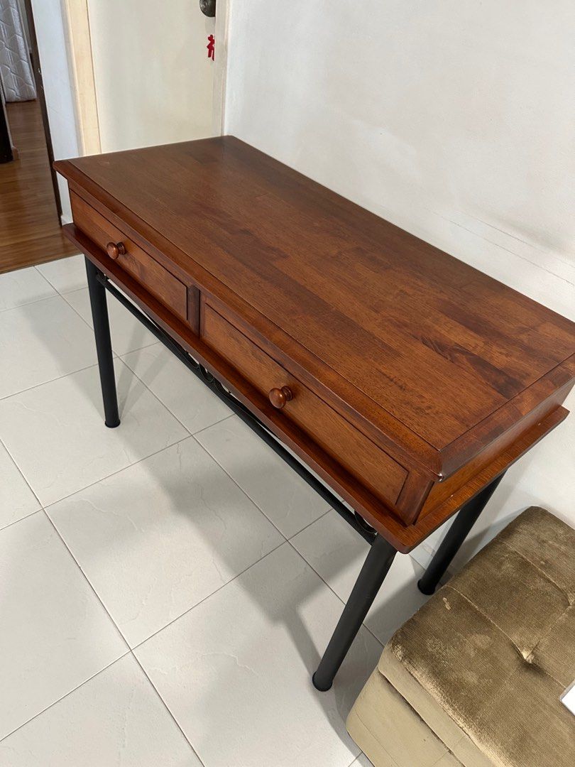 Side table (Category: Tables & Sets) located in Singapore. Submitted by rustiquewerkz (Listing ID 1292718996, Image 2). Description: Condition 9/10 Cash and carry 120cm ( L)x 46cm ( W) x 78cm (H).