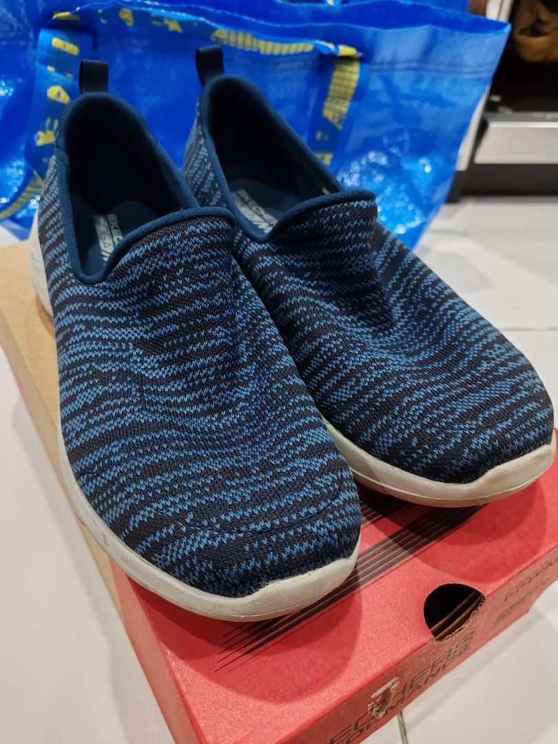 Skechers Go Walk in Nirvana