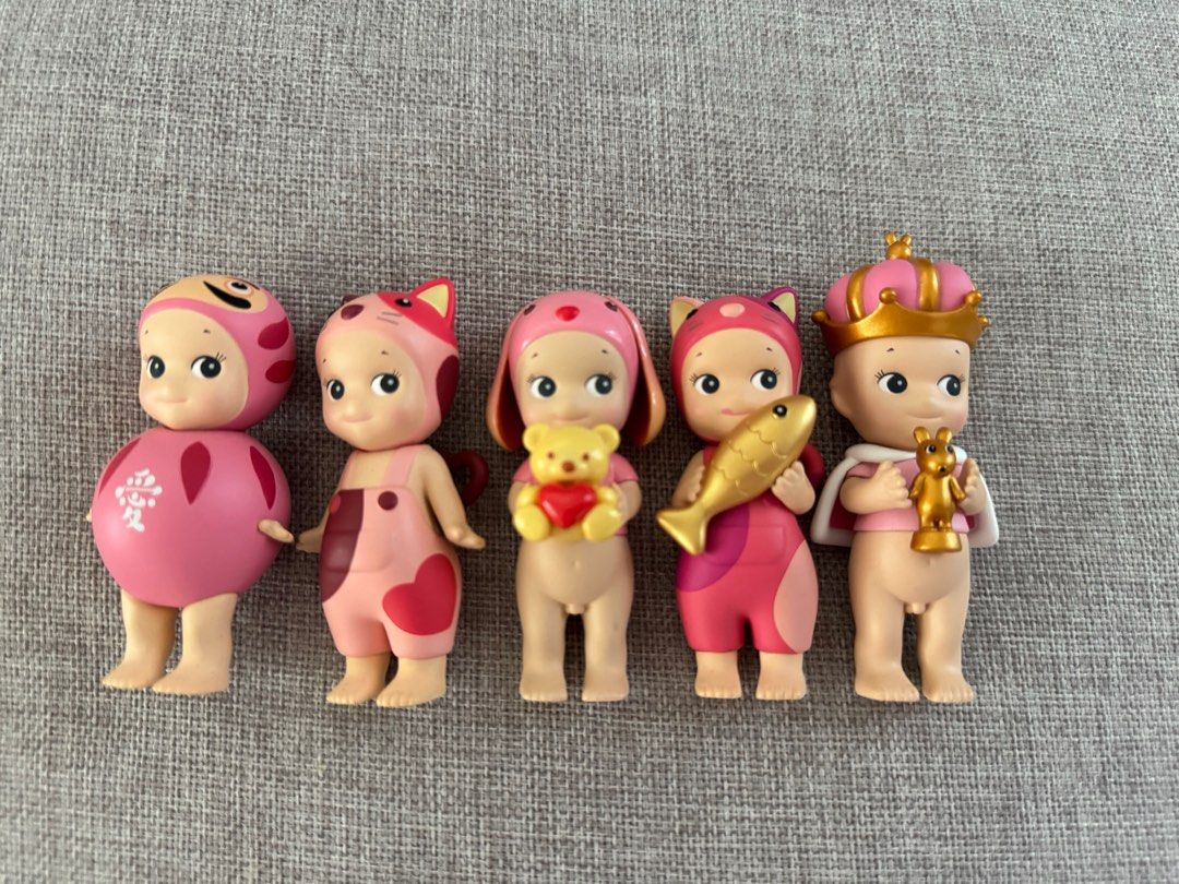 Sonny Angel pink secrets and regular (Category: Designer & Blind Box Toys) located in San Juan City. Submitted by Ichigounnie (Listing ID 1292672890, Image 1). Description: Inch check can tingi except happy cat and pink daruma Don’t offer 2.5k for secrets. I bought the secrets for a higher price. Valentines pink bear = 650 RFS: Quit .
