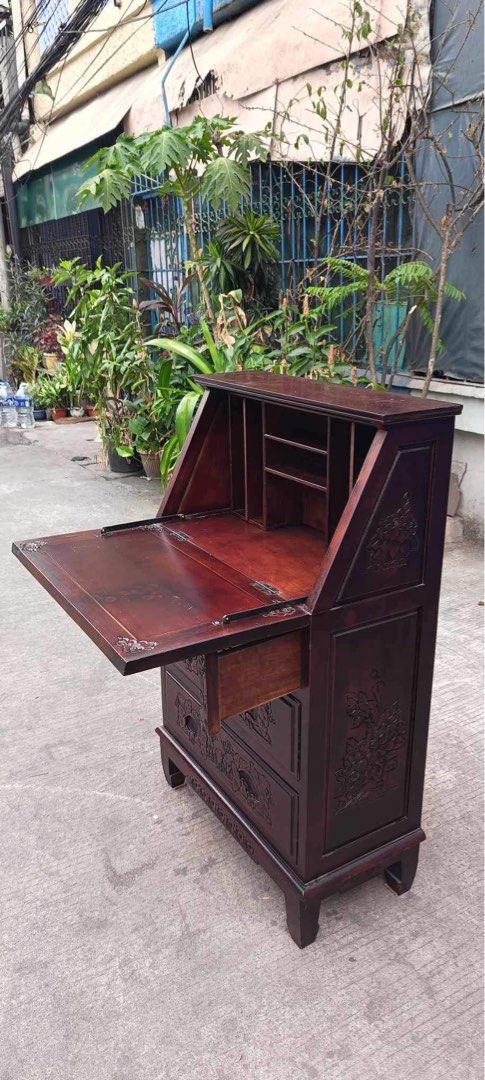 Study table solidwood Japan surplus (Category: Tables & Sets) located in Manila. Submitted by Hezcki (Listing ID 1292749445, Image 1). Description: .