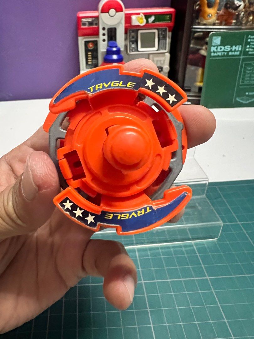 Trygle beyblade top