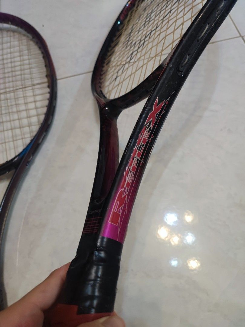 Tennis Racket網球拍, 運動產品, 運動與體育, 運動與體育 - 球拍和球類運動 - Carousell