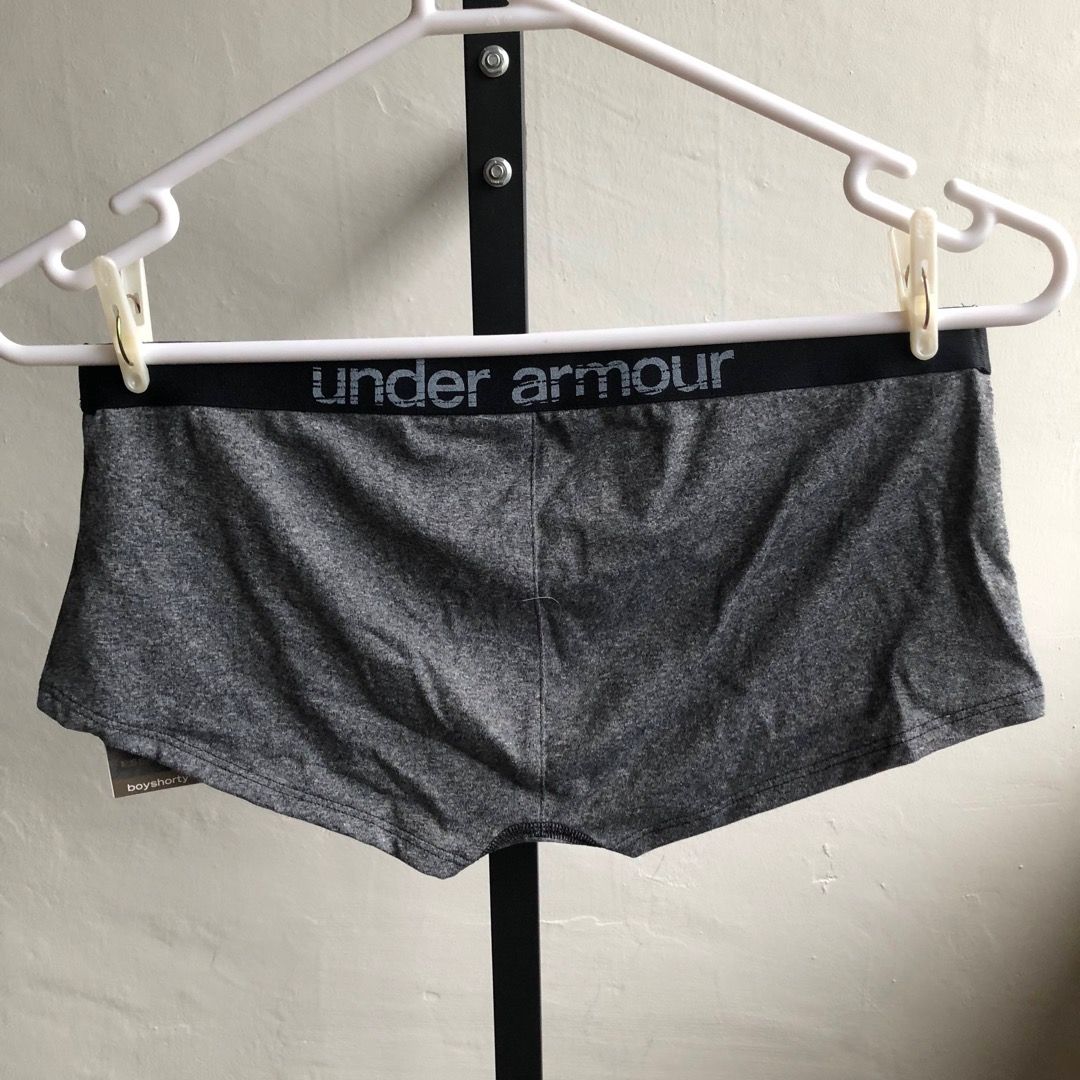 Under armour outlet women's boy shorts
