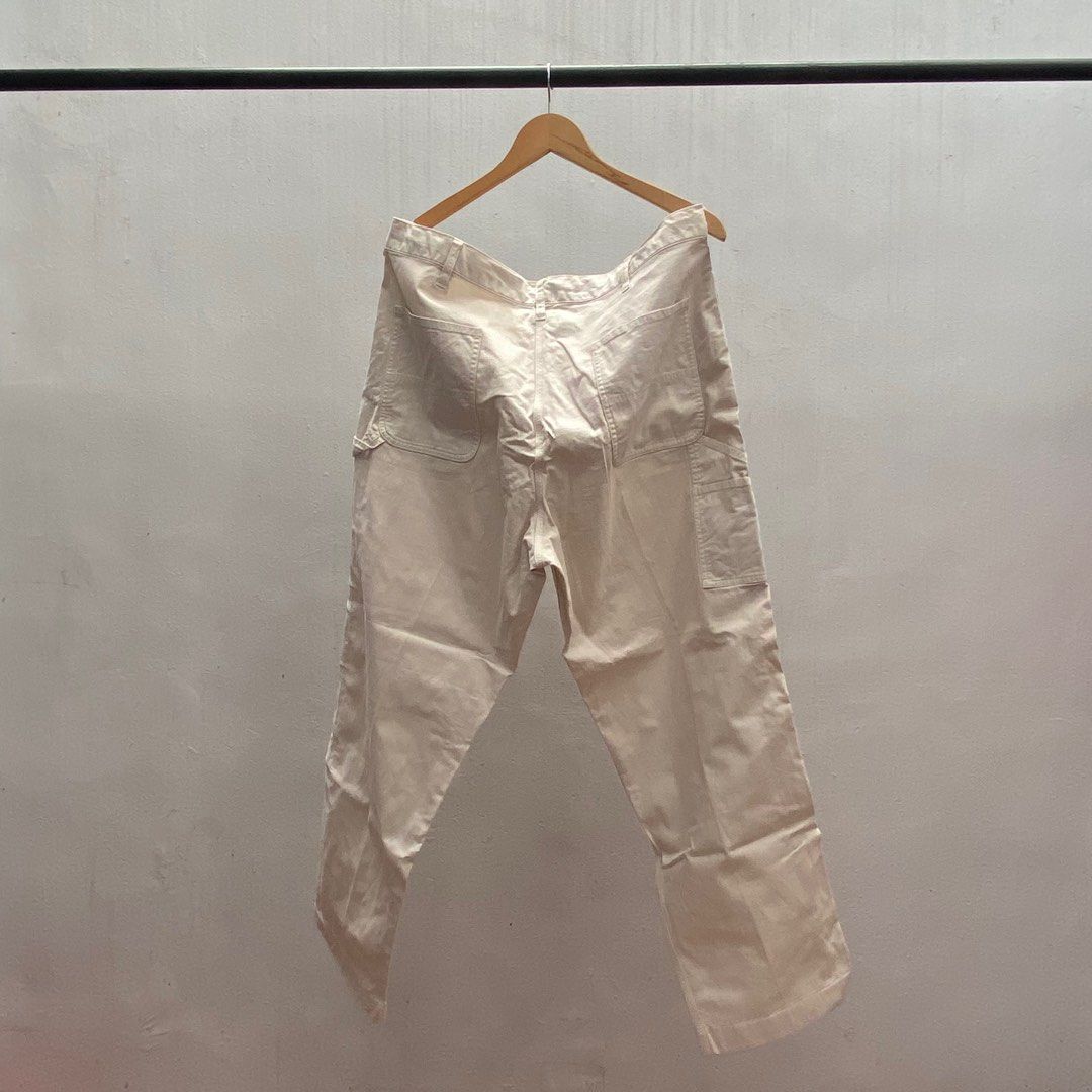 Uniqlo Cream Carpenters (Category: Jeans) located in Quezon City. Submitted by rylledup (Listing ID 1292699687, Image 2). Description: Uniqlo Cream Carpenters Bought for retail and only used a few times Waist: 38 (has drawstrings to tighten waist) Length: 40 LO: 9 Price: P700 .