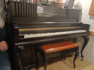 Upright Massenet Piano