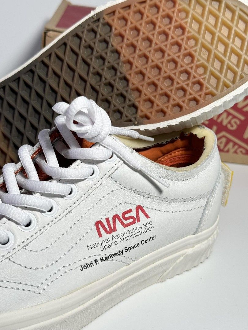 Nasa space voyager true white clearance