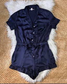 (Category: ) located in . Submitted by AngelsclosetPH (Listing ID 1292698939, Image 1). Description: .