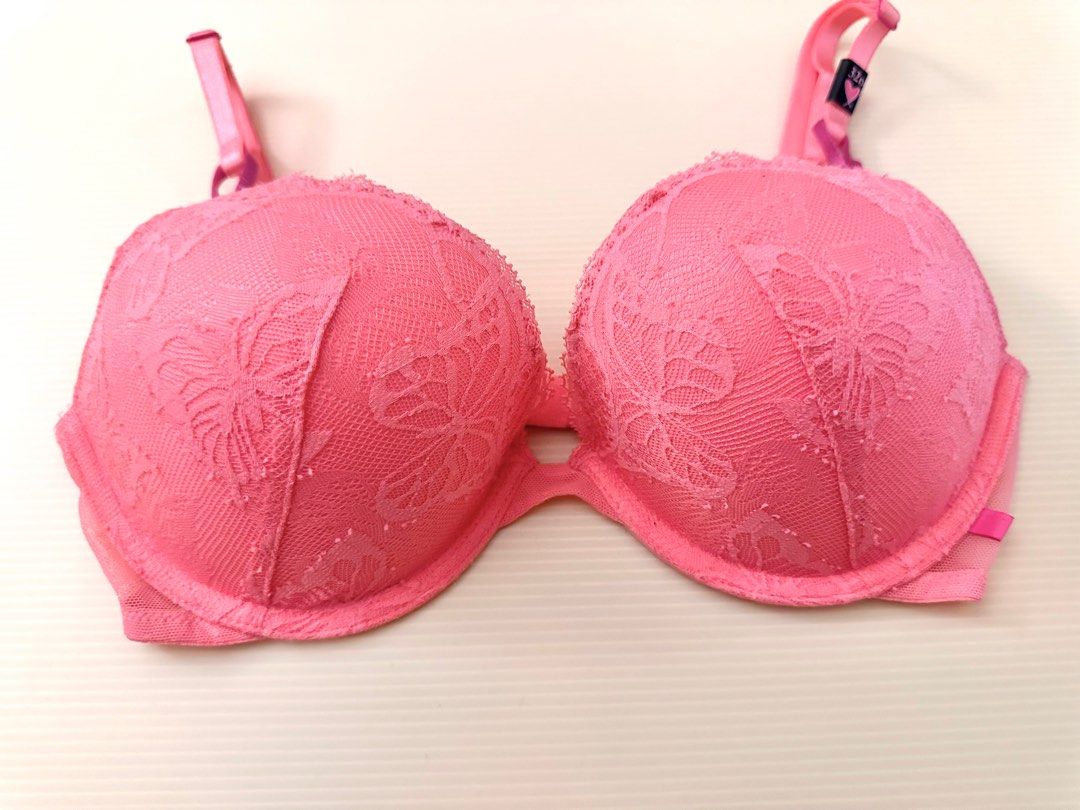 Victoria's Secret Peach 🍑 Lace Push Up Bra [32D], Women's Fashion