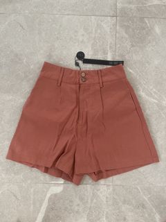 (Category: ) located in . Submitted by itsybitsycloset (Listing ID 1292661450, Image 1). Description: .