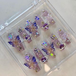 ［10pcs］Purple Flashing Three-dimensional Butterfly Wearing Armor Handmade Nail Art  fake nails