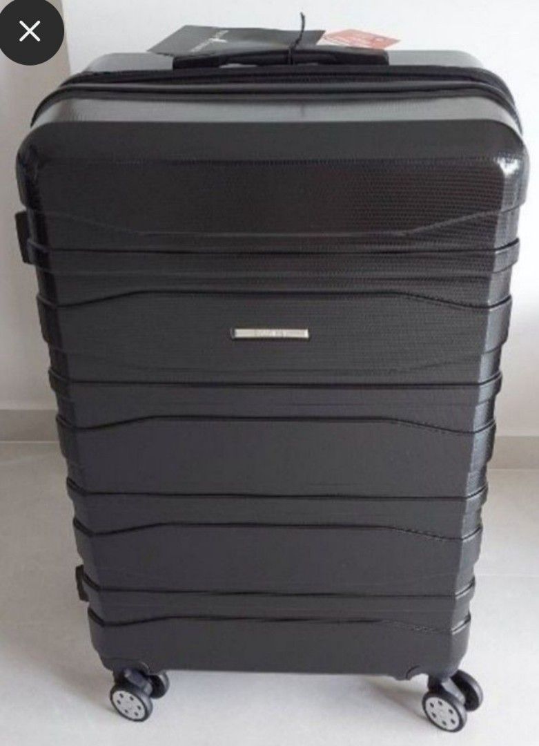 New yorker luggage 28 price 2025