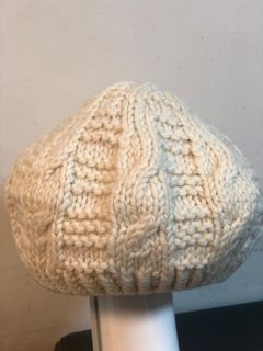 手織白色扭繩花冷帽64241807883905110