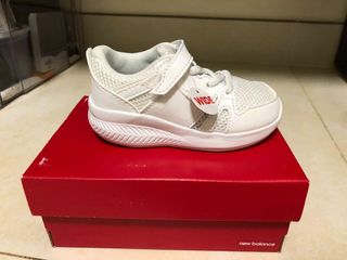 （分類：）位於 。 由 caroliam 提交（商品編號 1292851728，圖片 1）。簡介： 。