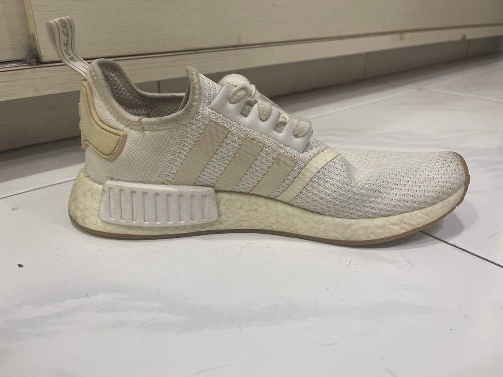 adidas gazelle silver green womens Adidas NMD R2 Primeknit White Black