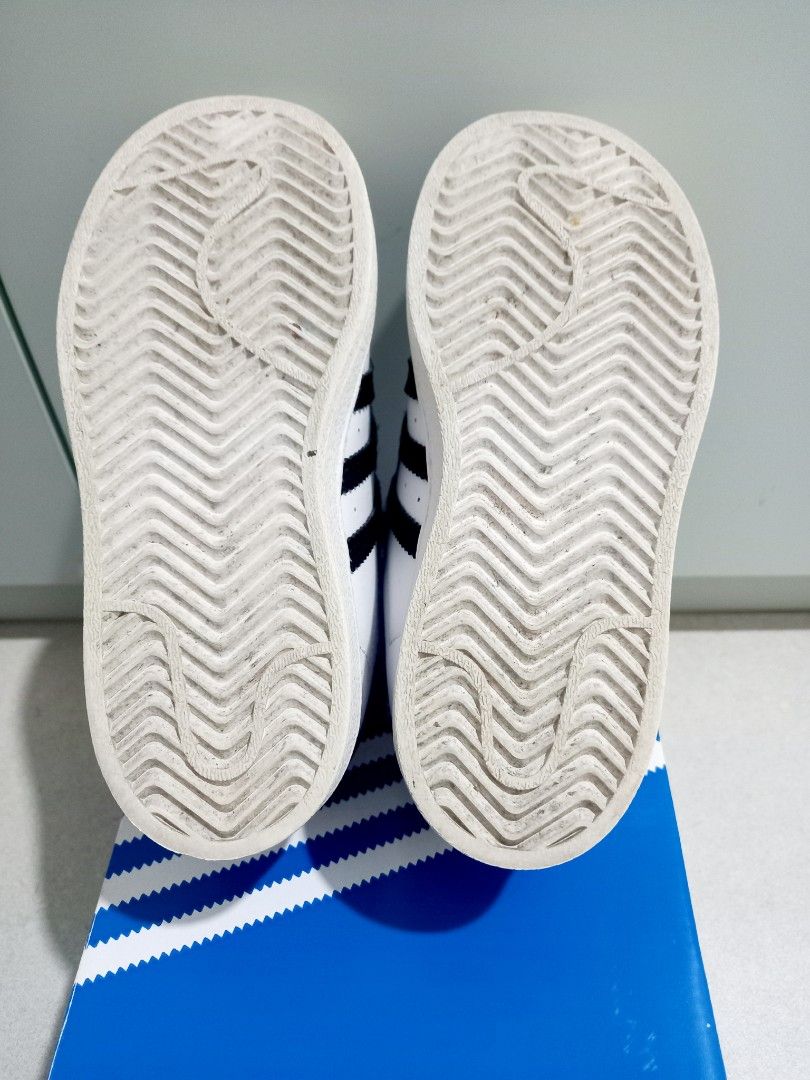 Adidas Superstar size US9.5K