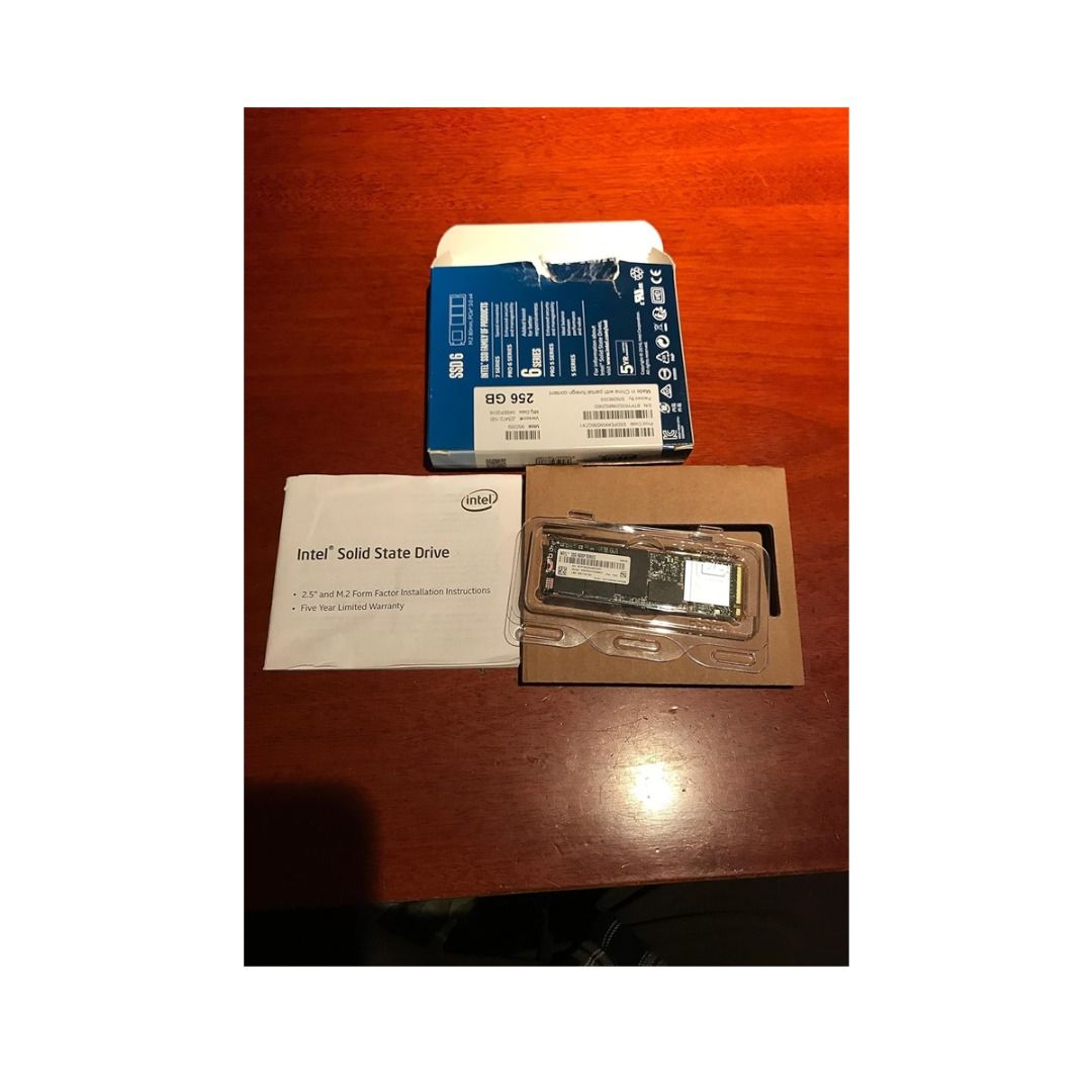Brand New Intel SSDPEKKW256G7X1 600p M.2 80mm 256GB PCIe 3.0x4 3D1 TLC Retail INTEL SSDPEKKW256G7X1