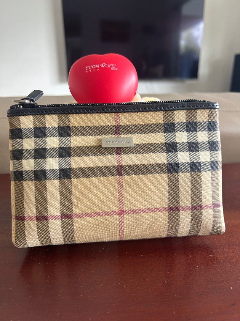 Burberry Pouch Authentic