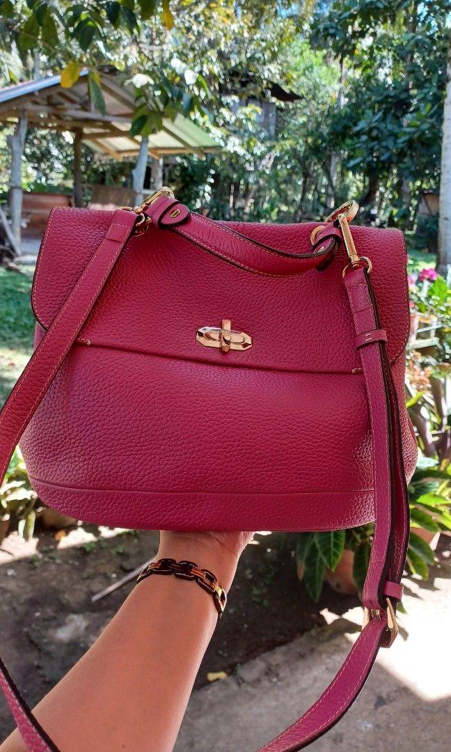 Bruno Magli Purely Made in Korea Two Way Leather in Pretty pink.large size.super Like new.gold hardwares.no sign of use.no flaws.interior hologram and very clean. (Category: Cross-body Bags) located in Oroquieta. Submitted by repontemar42947 (Listing ID 1292858377, Image 2). Description: No Sign of use.In very excellent condition.Sooo pretty in pink. Hardwares are gold.Larg size.Hand bag Cross body bag..
