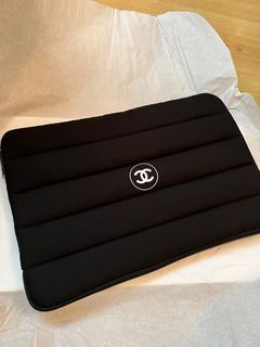 （分類：）位於 。 由 2econdlcloset 提交（商品編號 1292937555，圖片 1）。簡介： 。