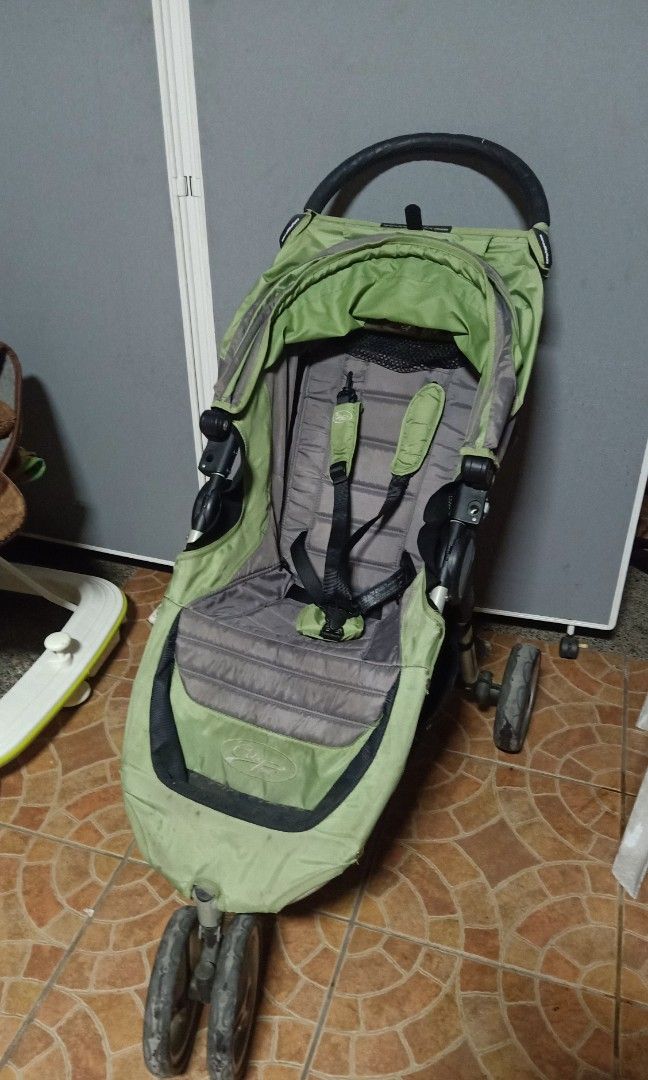 City Mini Baby Jogger Stroller (Category: Strollers) located in Bulacan. Submitted by mysticdeer.6d7f47 (Listing ID 1292963251, Image 1). Description: Branded Stroller Heavy Duty.
