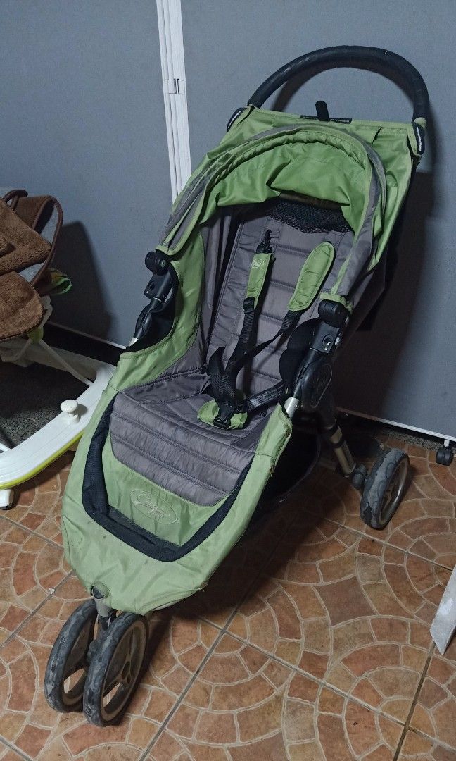 City Mini Baby Jogger Stroller (Category: Strollers) located in Bulacan. Submitted by mysticdeer.6d7f47 (Listing ID 1292963251, Image 3). Description: Branded Stroller Heavy Duty.