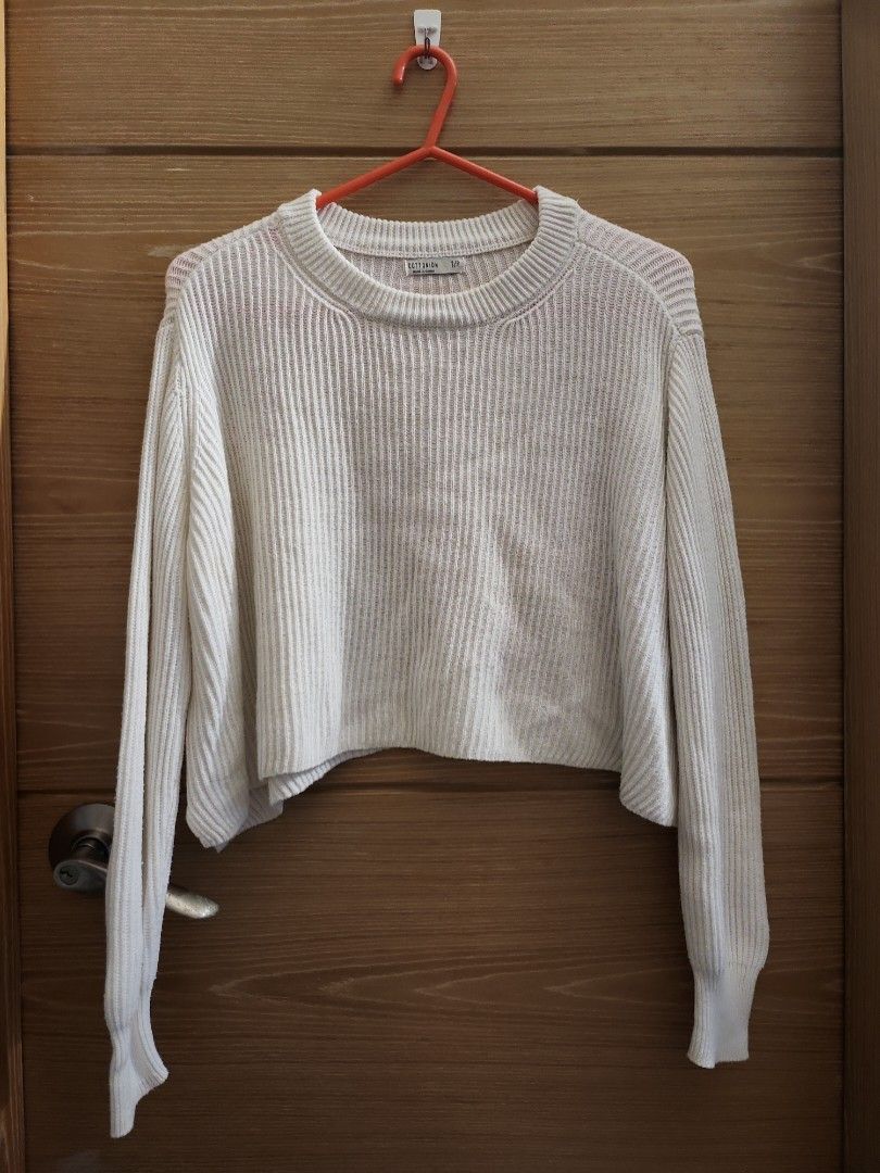 Brandy melville white long sleeves lace top, 女裝, 上衣, 長袖衫- Carousell