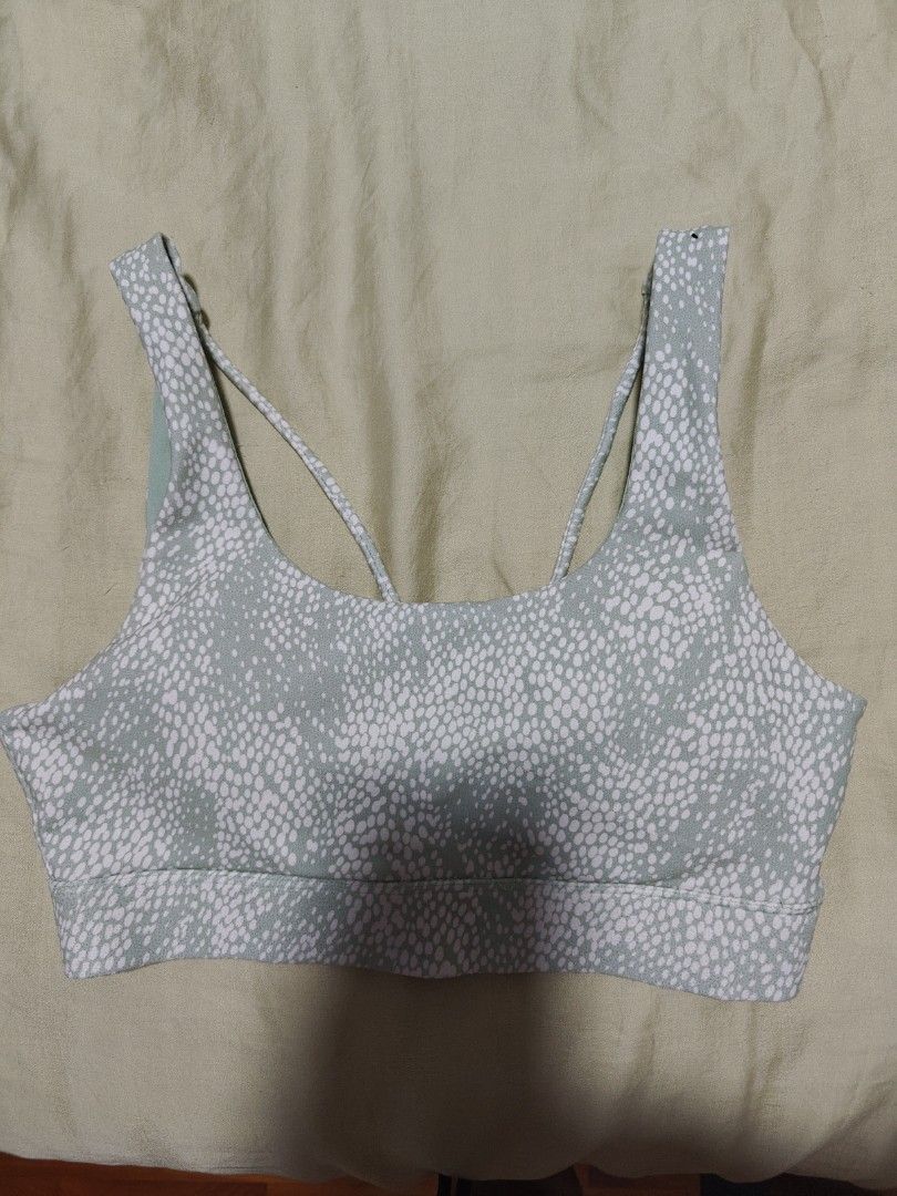 Cotton On sports bra, Women's Fashion, Activewear on Carousell