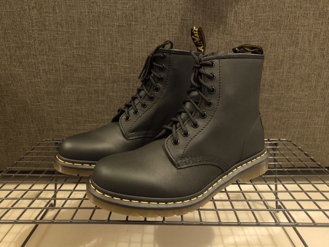 1460 greasy shop black