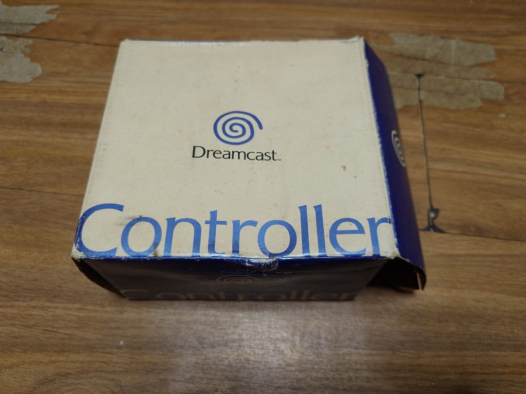 Dreamcast controller （分類：手掣）位於 Hong Kong。 由 alanspyyyy 提交（商品編號 1292930622，圖片 1）。簡介： 執屋搵番，全新未用過，殘盒。