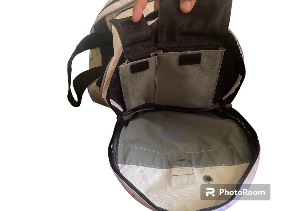 duffle bag champion (Category: Backpacks) located in Pasir Gudang. Submitted by prelovedbyamsha (Listing ID 1292841663, Image 3). Description: ✨Kapasiti super besar - Fabrik tahan lasak & kalis air - Bagasi kabin, praktikal, padat ✨ sesuai untuk travel .