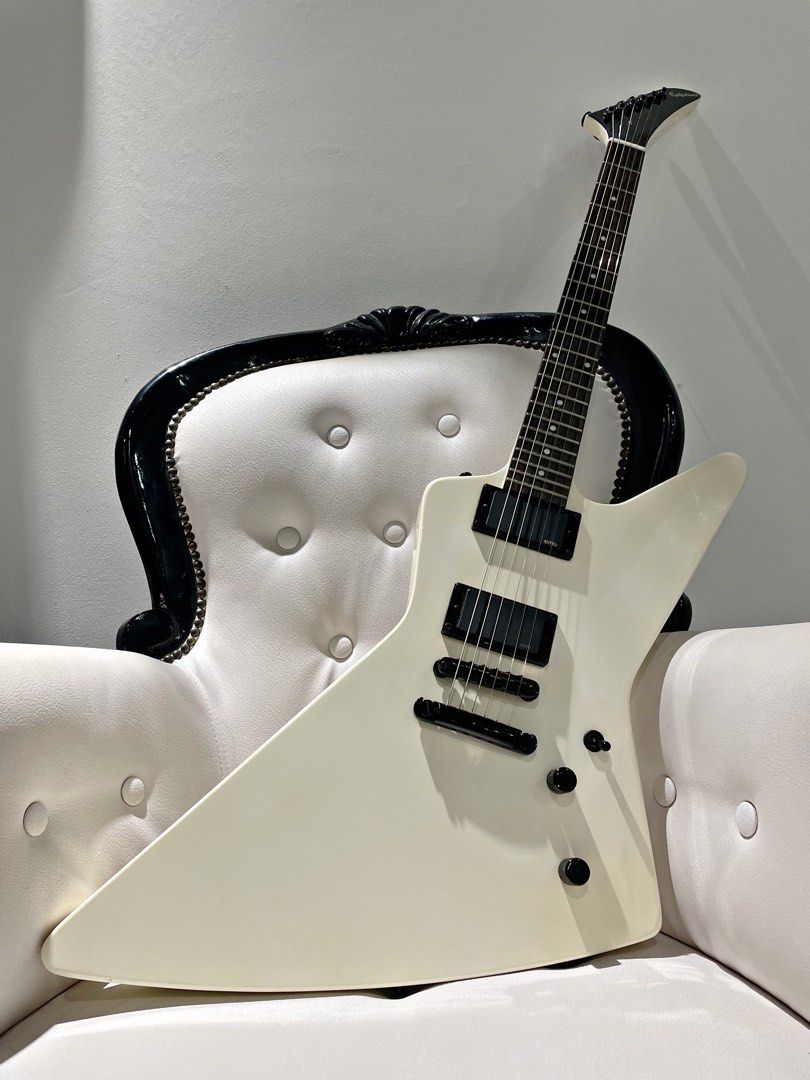 Epiphone explorer 1984 white deals