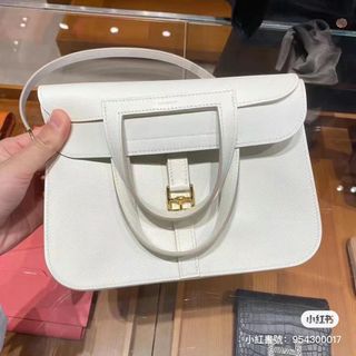 （分類：）位於 。 由 geegeegee 提交（商品編號 1292806974，圖片 1）。簡介： 。