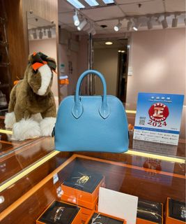（分類：）位於 。 由 360_Luxury 提交（商品編號 1271517284，圖片 1）。簡介： 。
