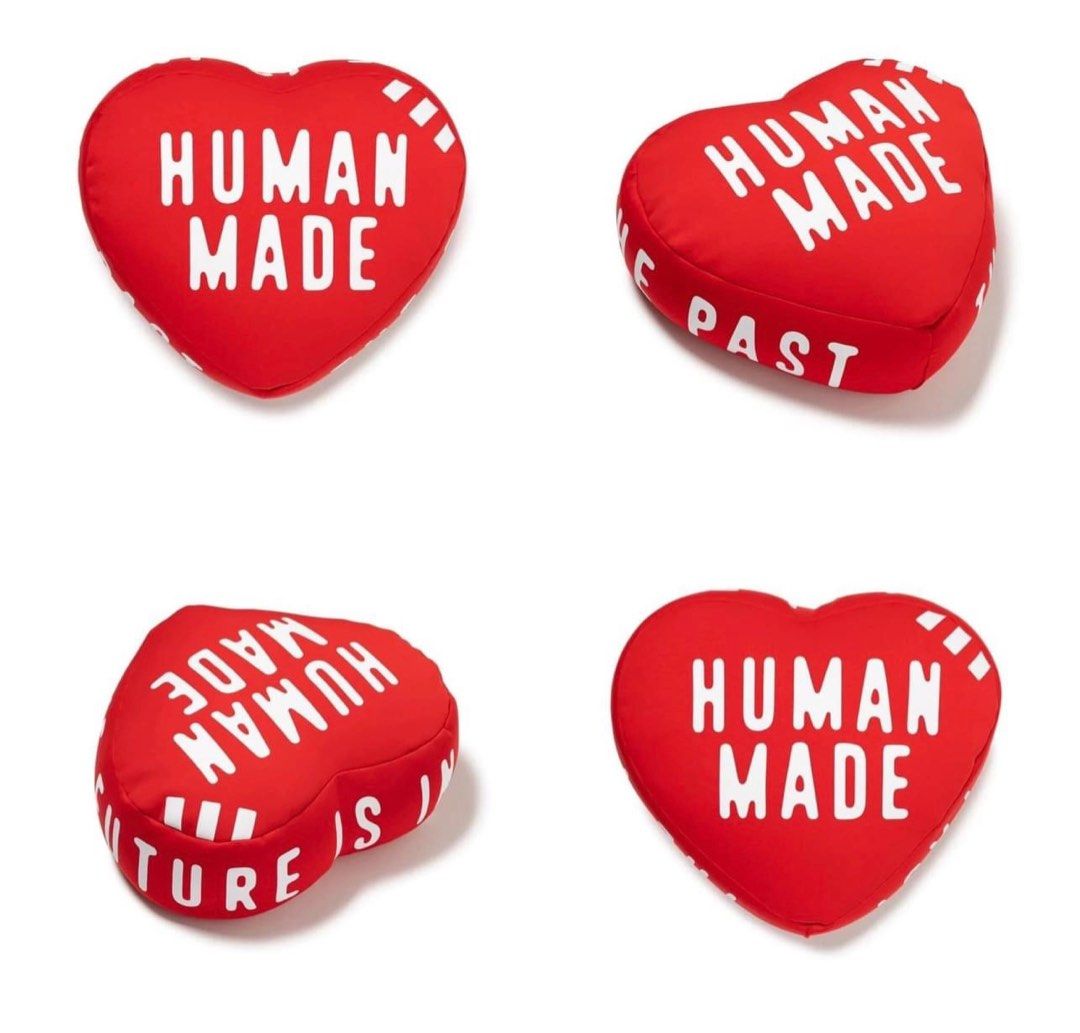 公式オンラインにて購入しましたHUMAN MADE Heart Beads Cushion \