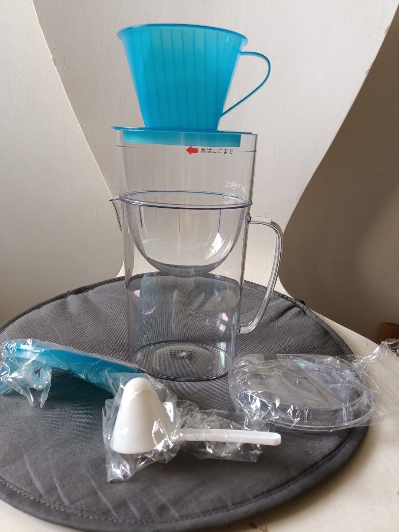 Ice coffee drip set (Category: Coffee & Tea Tableware) located in Mandaluyong City. Submitted by diynanay (Listing ID 1292838317, Image 1). Description: coffee drip set with pitcher, coffee drip, scooper. unused. price is negotiable. note: material is not glass.