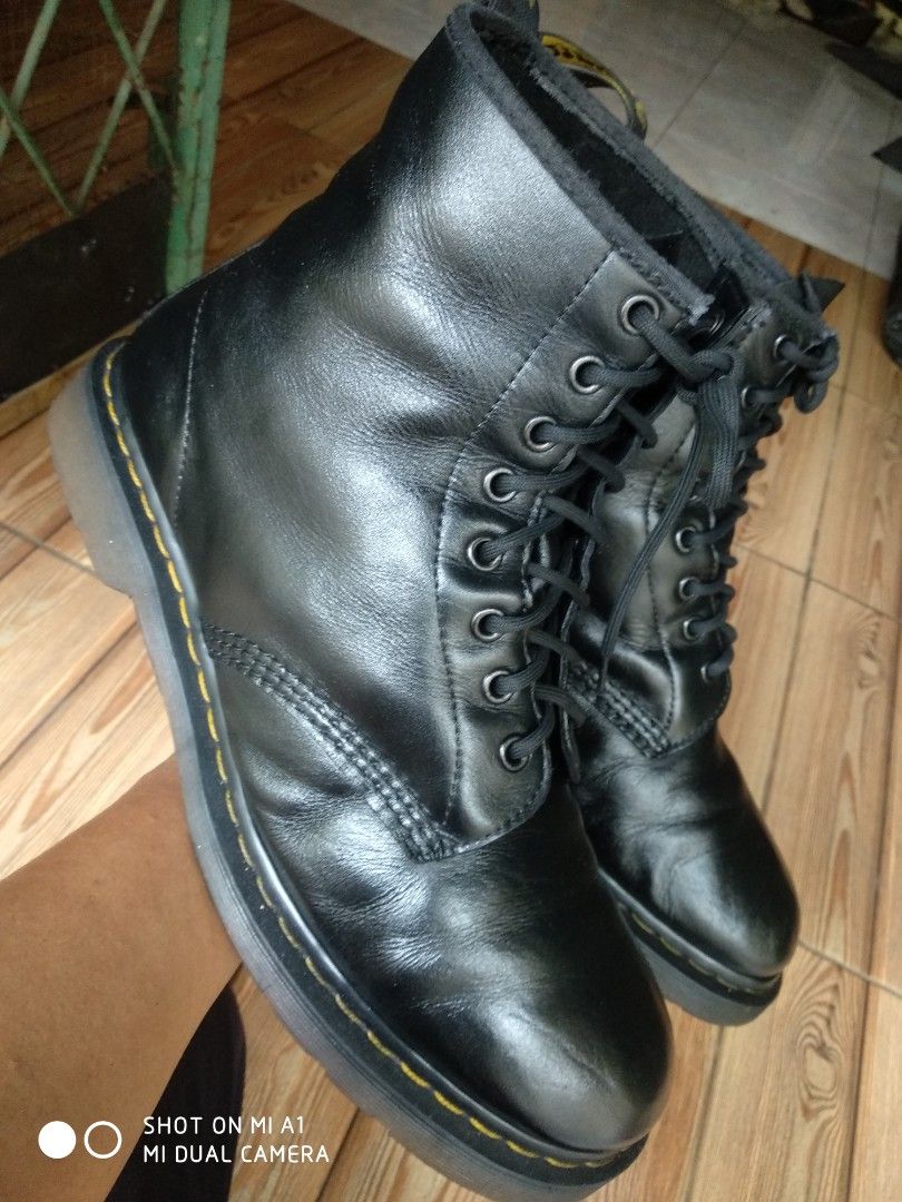 Jual sepatu dr martens original new arrivals