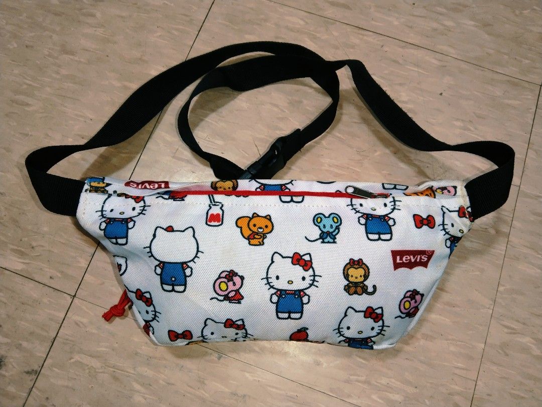 levis x hello kitty pouch bag