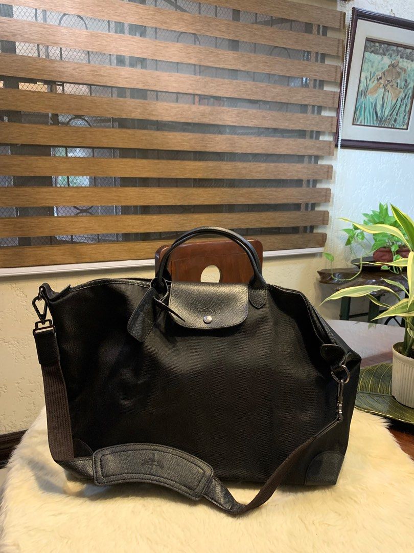 Longchamp XL travel bag. Boxford authentic (Category: Luxury Bags & Wallets) located in Cabuyao City. Submitted by luxbymishy (Listing ID 1292965477, Image 2). Description: Brand new complete inclusions .
