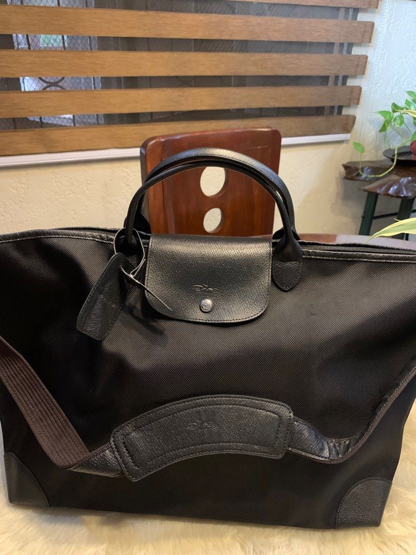 Longchamp XL travel bag. Boxford authentic (Category: Luxury Bags & Wallets) located in Cabuyao City. Submitted by luxbymishy (Listing ID 1292965477, Image 3). Description: Brand new complete inclusions .