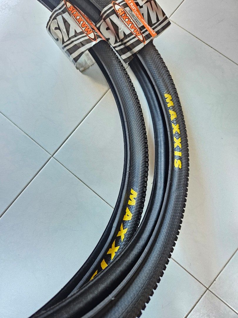 Maxxis Tire 27.5 2.1 60TPI 250 450 KPA 35 65 Psi 2.5 4.5 bar Cross Country PACE Bicycle TYRES cycling tire Maxxis model M333 2 Made in VIETNAM
