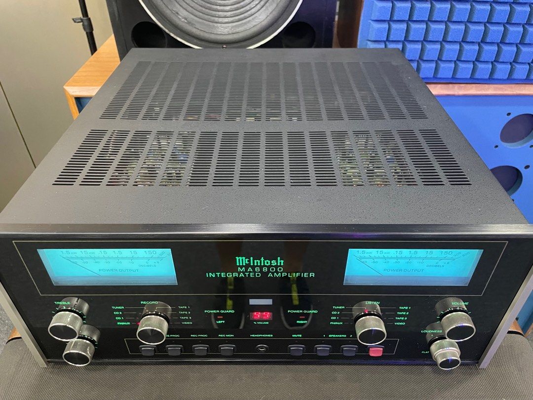 McIntosh MA6800 with remote, Audio, Soundbars, Speakers