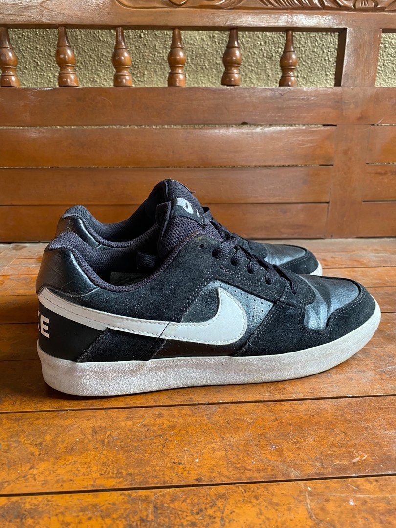 Nike SB Delta Force