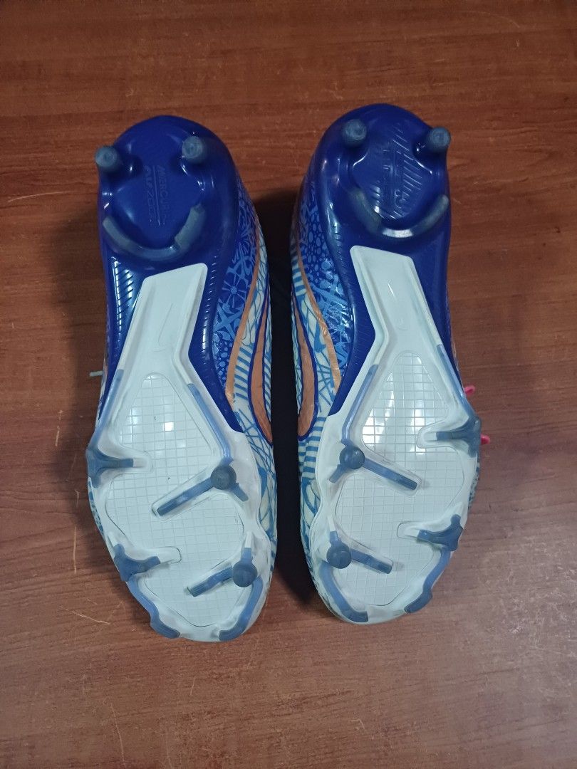 nike boots 2003