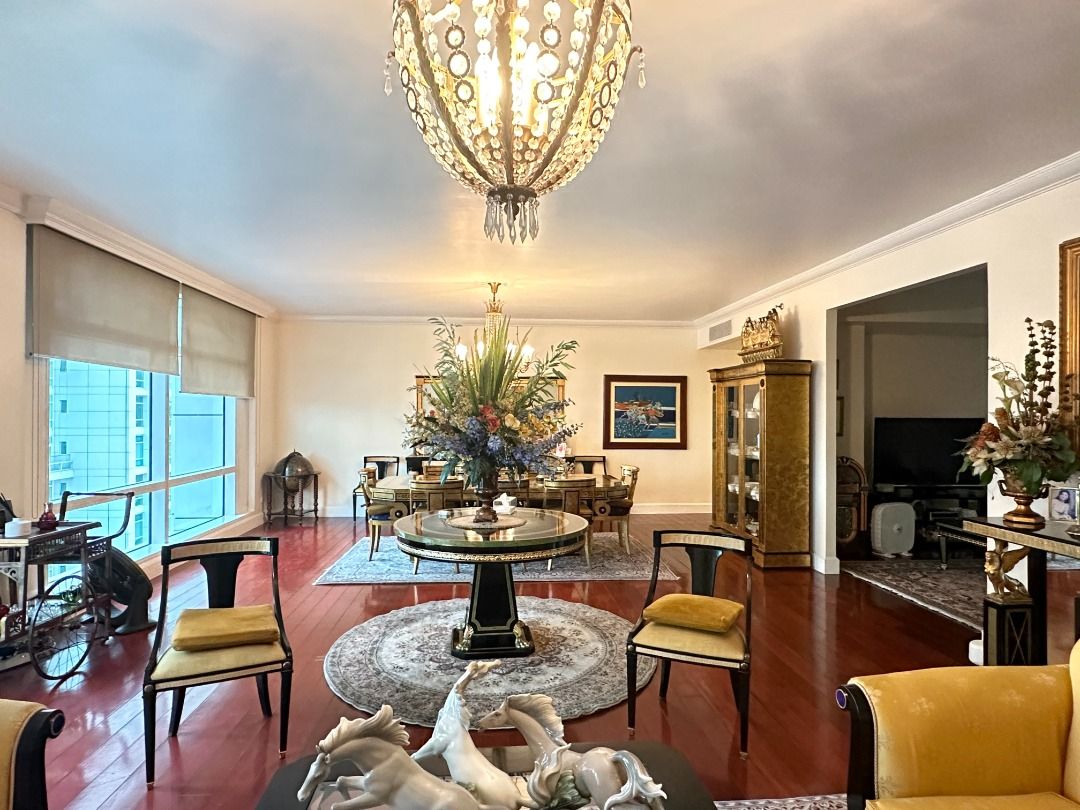 One Roxas Triangle 3 Bedroom Unit for Sale Makati City, Property, For ...