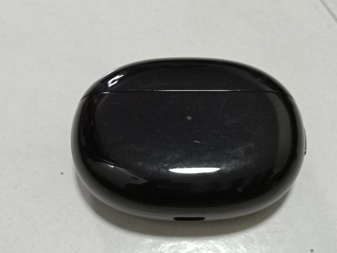 Oppo buds case (Category: Other Audio Equipment) located in Singapore. Submitted by Silencer920 (Listing ID 1292858621, Image 3). Description: Dynaudio buds charging case only i lost my buds..