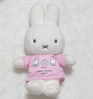 [PRE-ORDER] Miffy x Loft sweets party