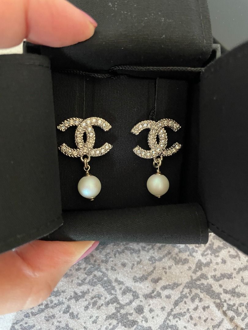Chanel diamante earrings online
