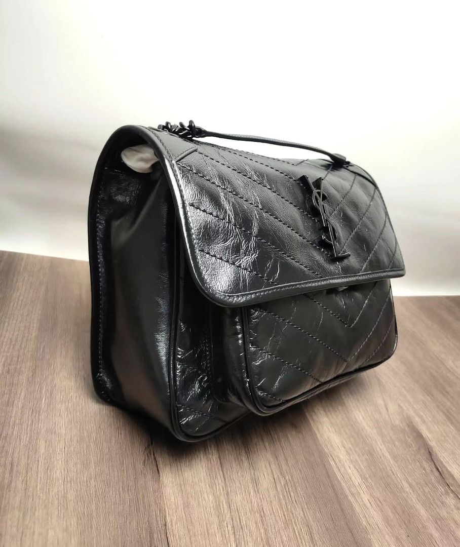 Saint Laurent Niki Medium In Crinkled Vintage Leather Crossbody Bag in Black 633158 0EN04 1000