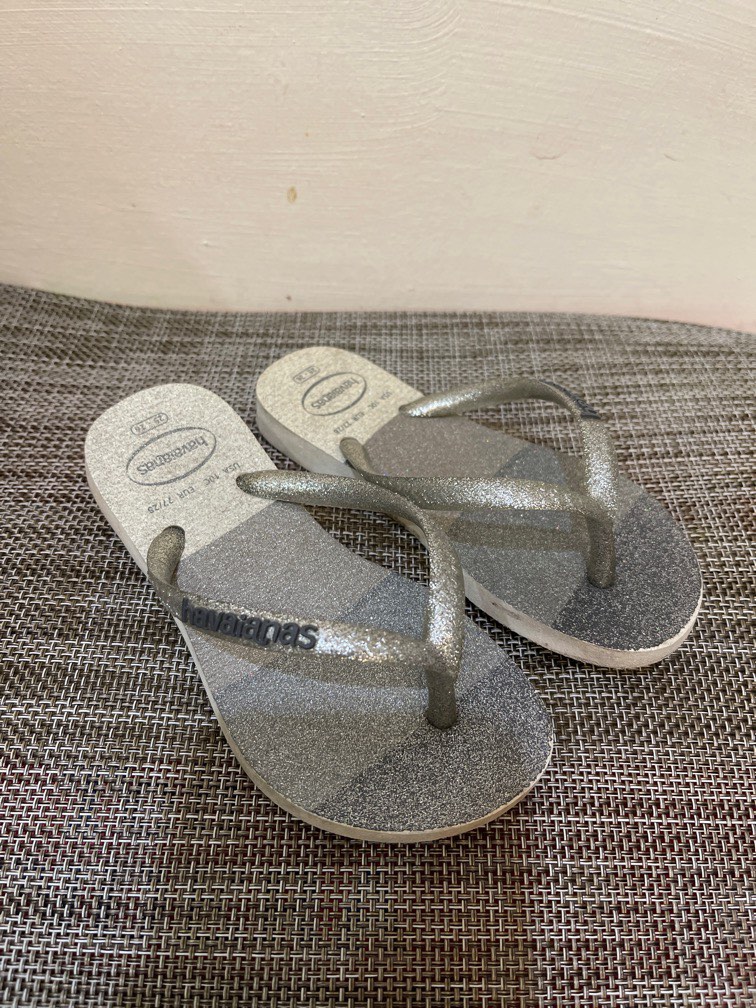 Sandal anak havaianas original Bayi Anak Baju Anak Perempuan 4 hingga 7 tahun di Carousell